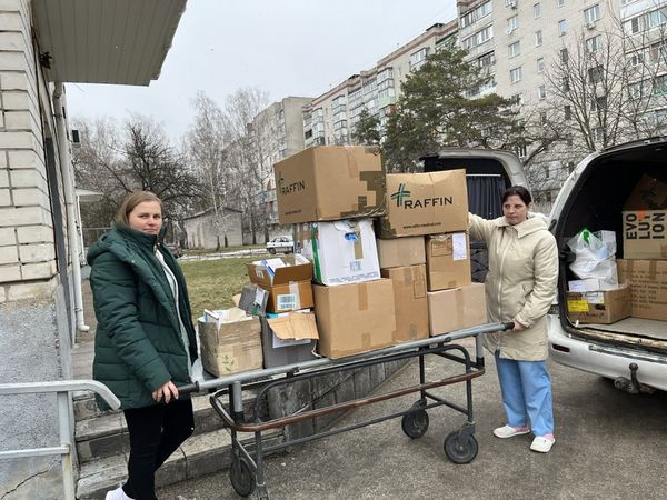Février 2023 : Livraison de matériel de santé au centre hospitalier régional - photo : Sasha Yasenchuk