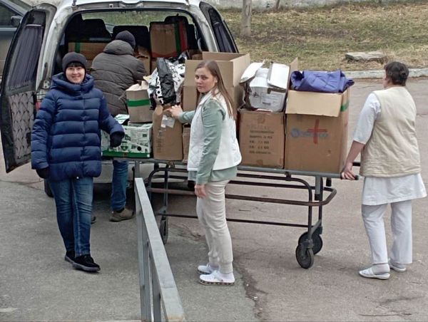 Février 2023 : Livraison de matériel de santé au centre hospitalier régional - photo : Sasha Yasenchuk