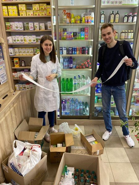 Avril 2022 : livraison de médicaments dans les hôpitaux - photo : Sasha Yasenchuk