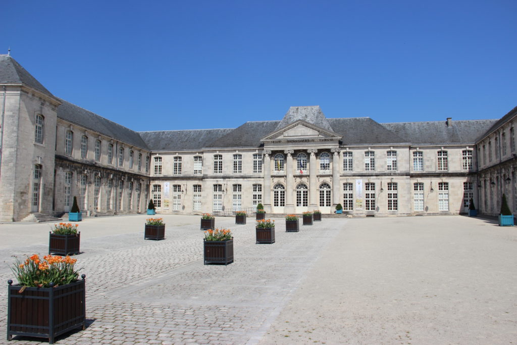 Château de commercy : Auteur Kétounette - source wikipedia : Domaine Public