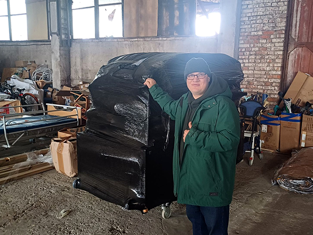 Avril 2025 Livraison par Nove Pochta à Chernihiv - photo Sasha Yasenchuk