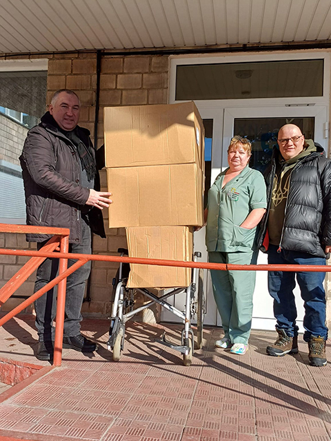 Février 2025 Arrivée appareils respiratoires Hôpital Chernihiv - Photo Sasha Yasenchuk
