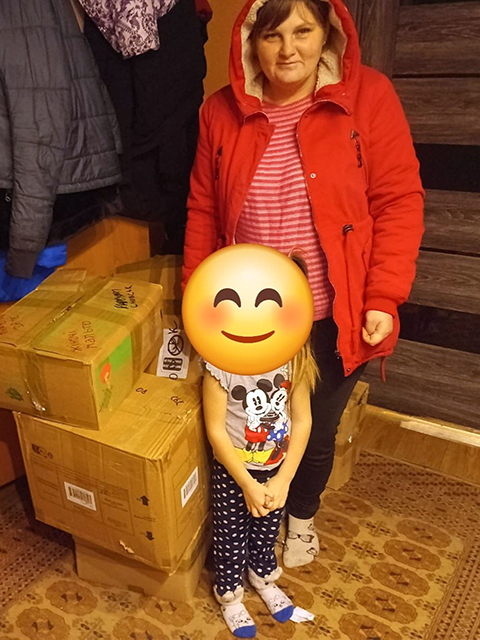 Janvier 2025 Aide à une maman isolée, veuve de guerre - Photo Sasha Yasenchuk