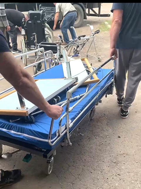 Juin 2025 Livraison matériel médical Chernihiv - photo Sasha Yasenchuk