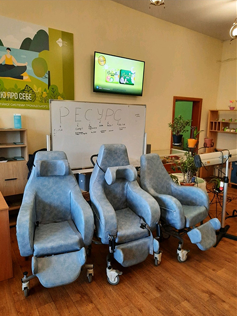 Mars 2025 Aide apportée à hôpital de Chernitsi - Photo Liouba Lorr'Ukraine